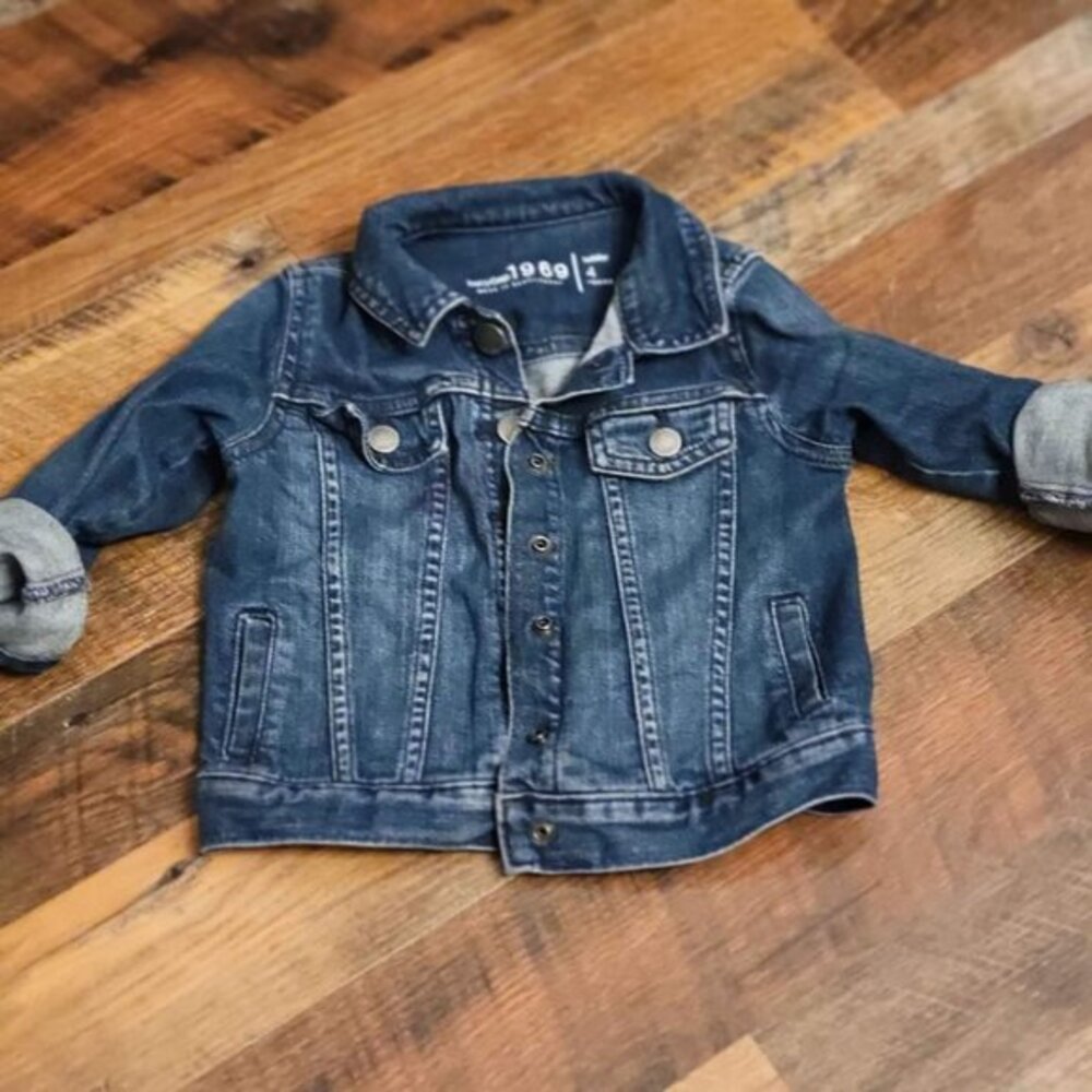 Jean jacket baby Gap 4t